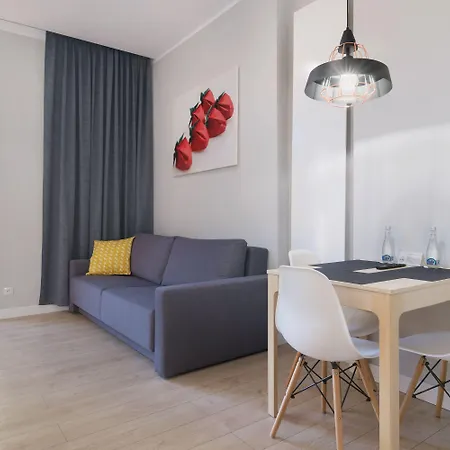 Апартаменти Avenue 22 *