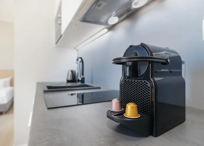 Апартаменти Avenue 22 *